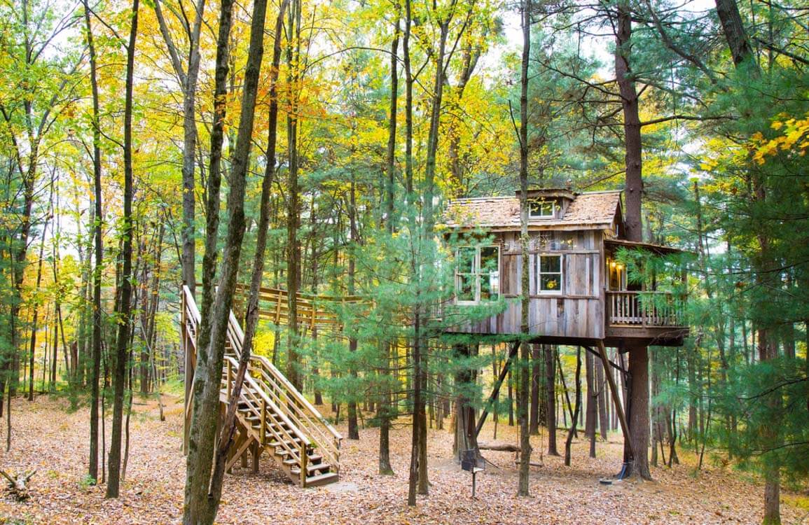 The Mohicans Treehouse: Top Romantic Getaways In Ohio