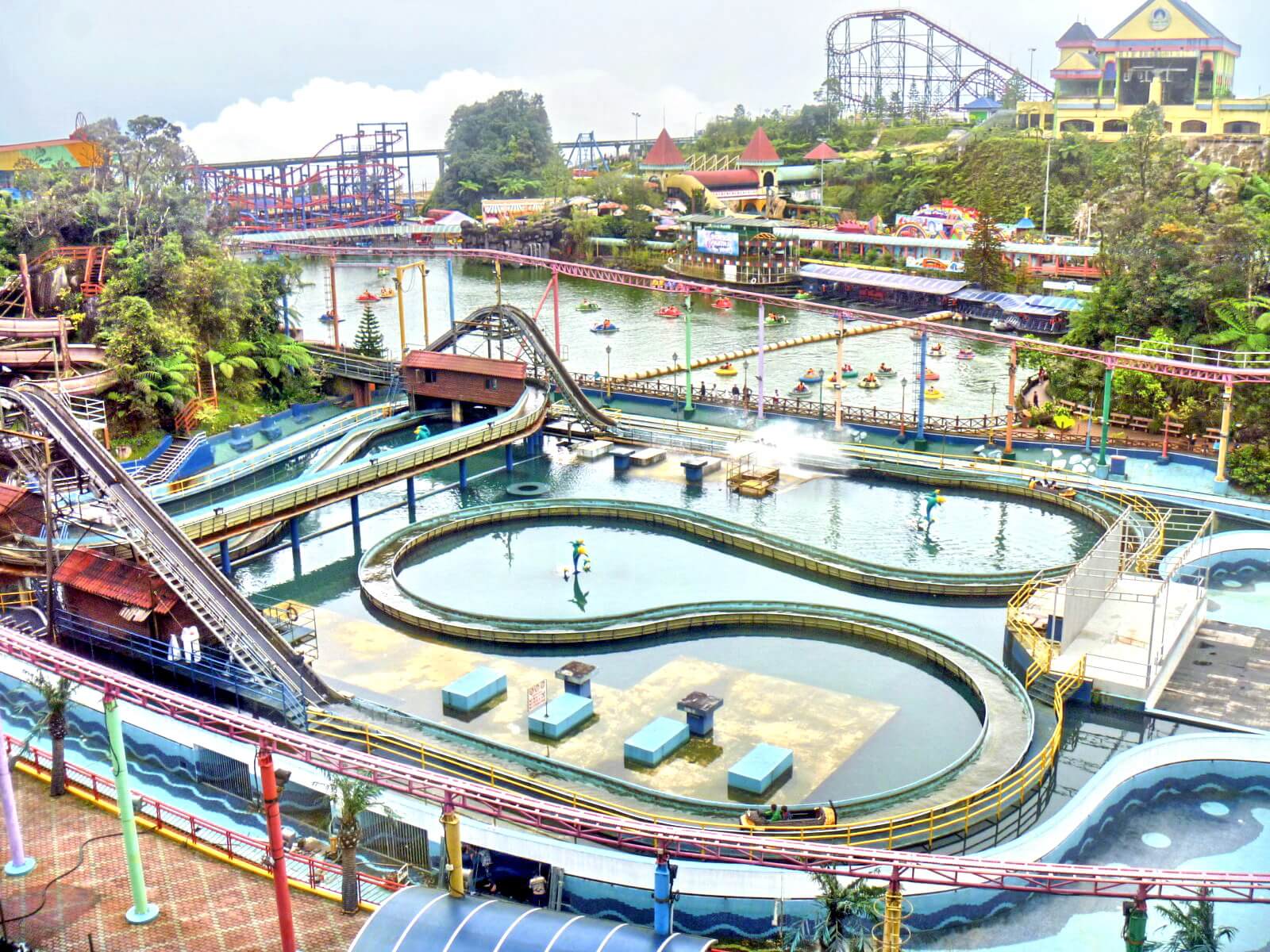 theme parks in malaysia