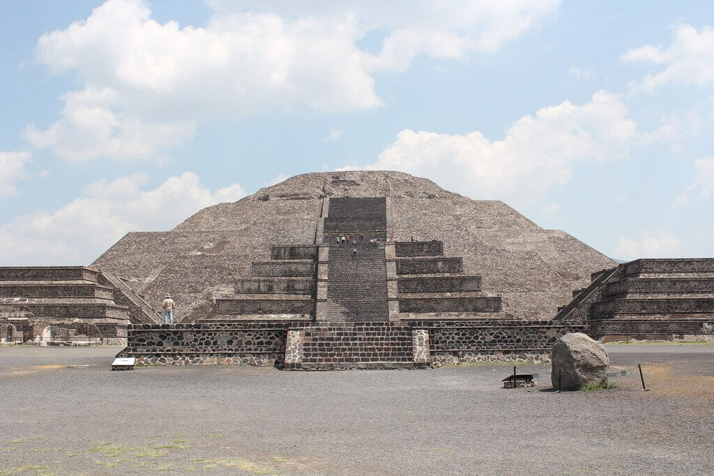 mexico pyramids