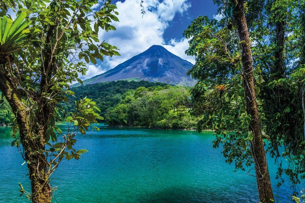 discover costa rica