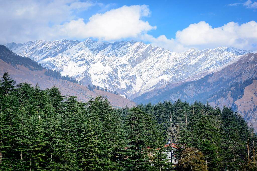 Manali: best places to go for spring break
