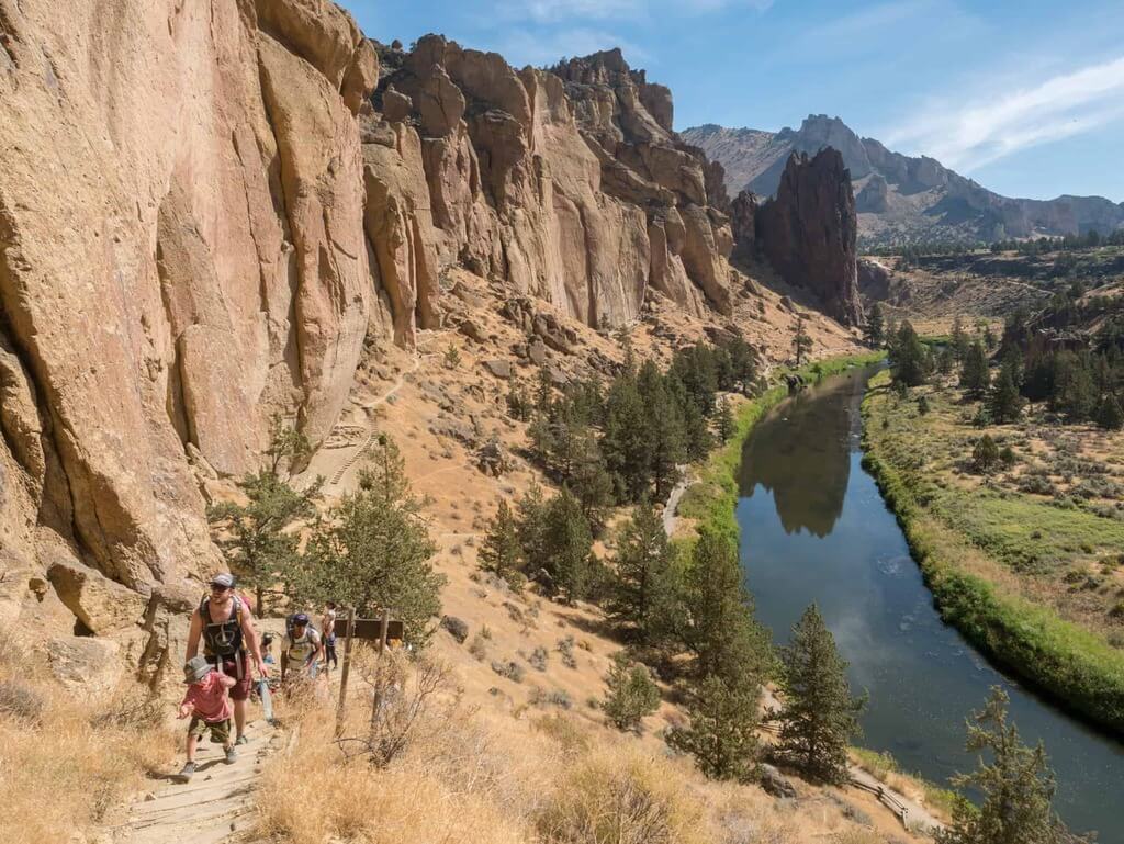 Smith Rock State Park: fun things to do in oregon