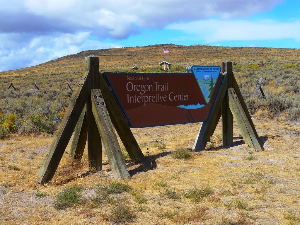 National Historic Oregon Trail Interpretive Center: oregon things to do