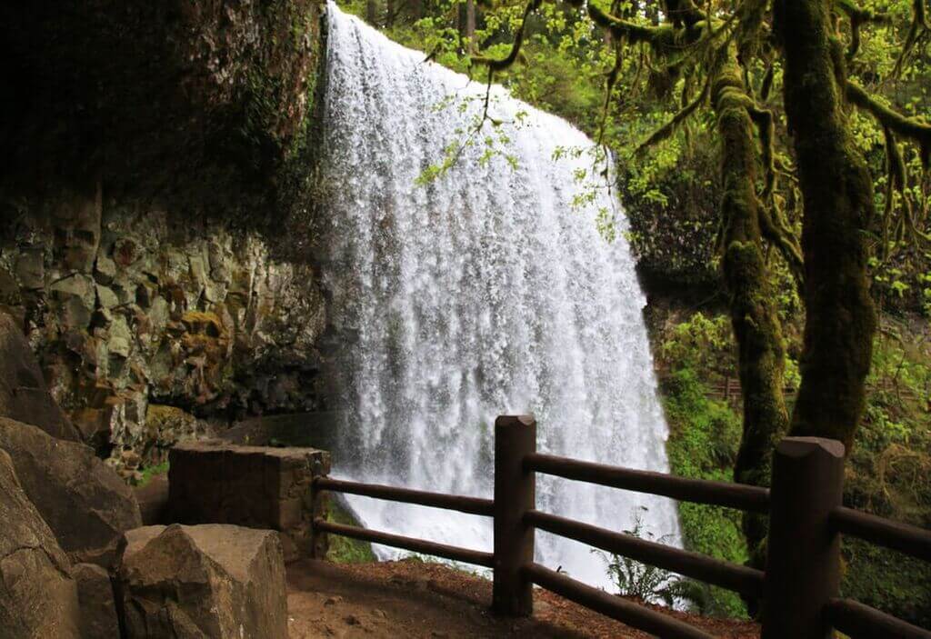 State Park Silver Falls: things to do in bend oregon
